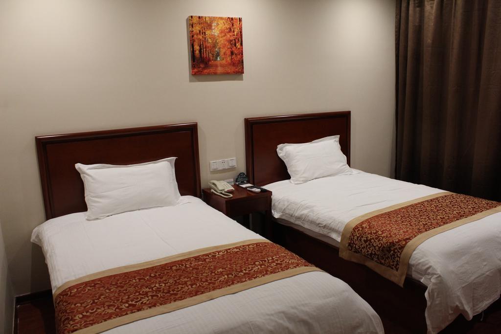 Greentree Jiading Huancheng Road Express 2* Shanghai